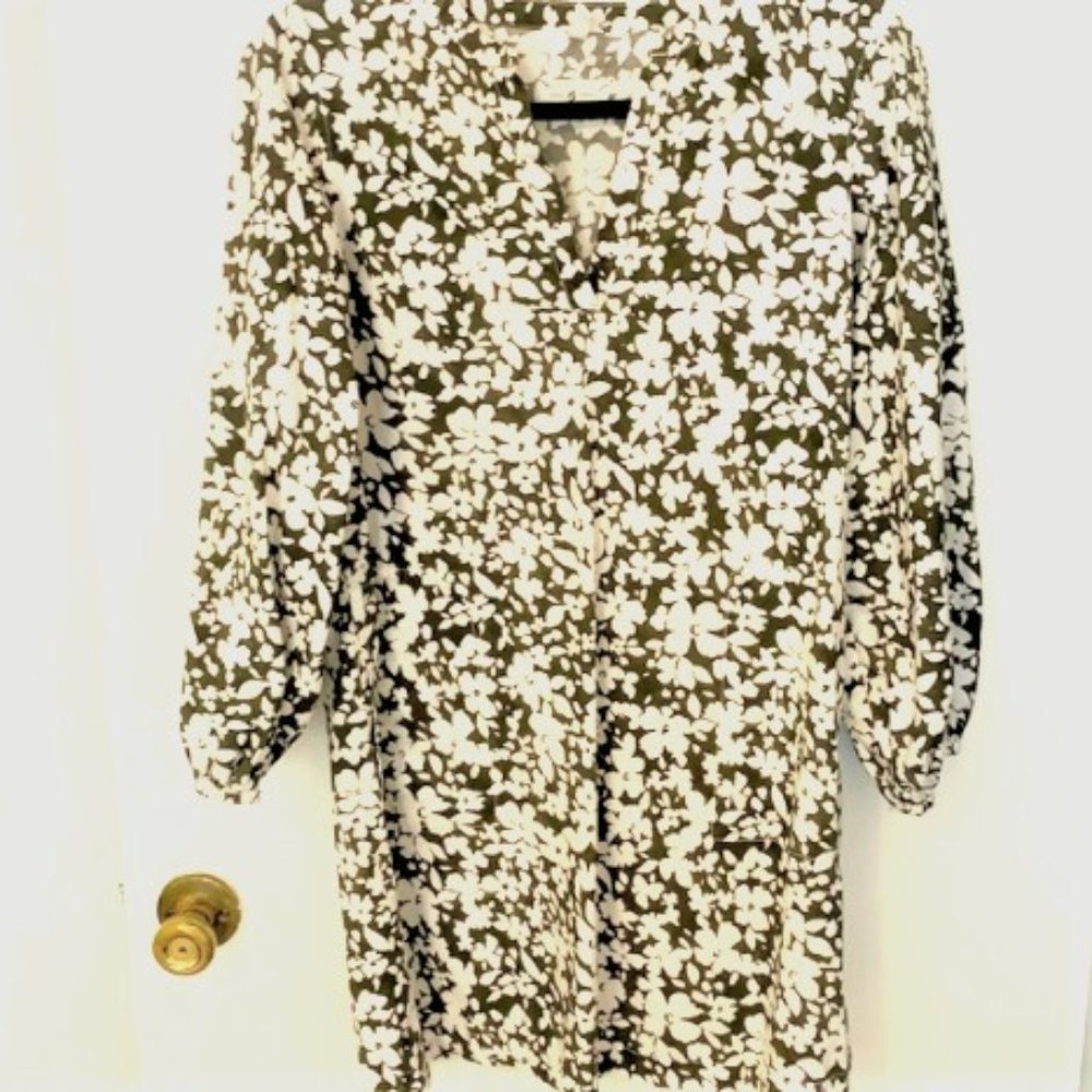 Lou & Grey Tunic Dress with Pockets